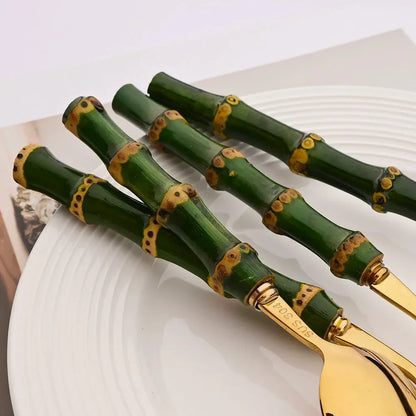 Bamboo-Handle Cutlery Set – additional product view 3