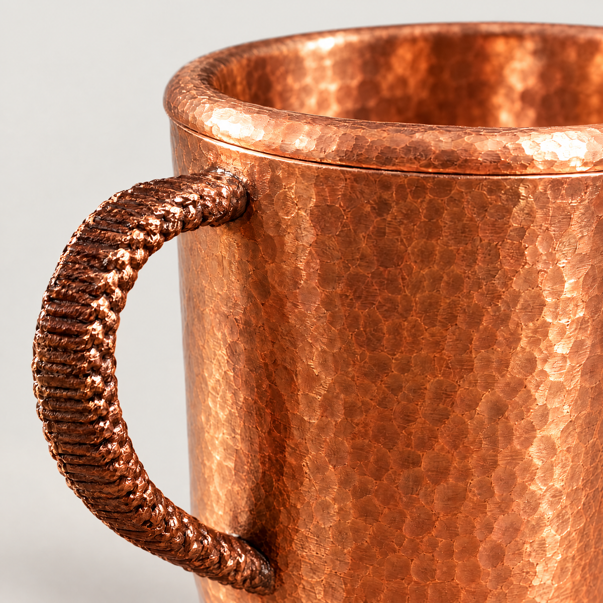 Close-up of the hammered texture and thick rim